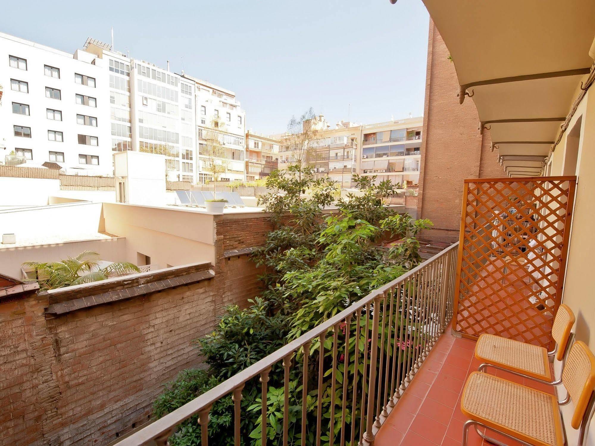 Casp Green House Barcelone Extérieur photo